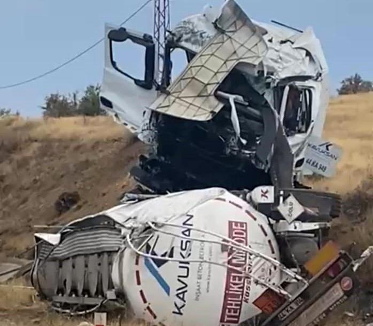 Malatya\'da İki Trafik Kazası: 3 Yaralı