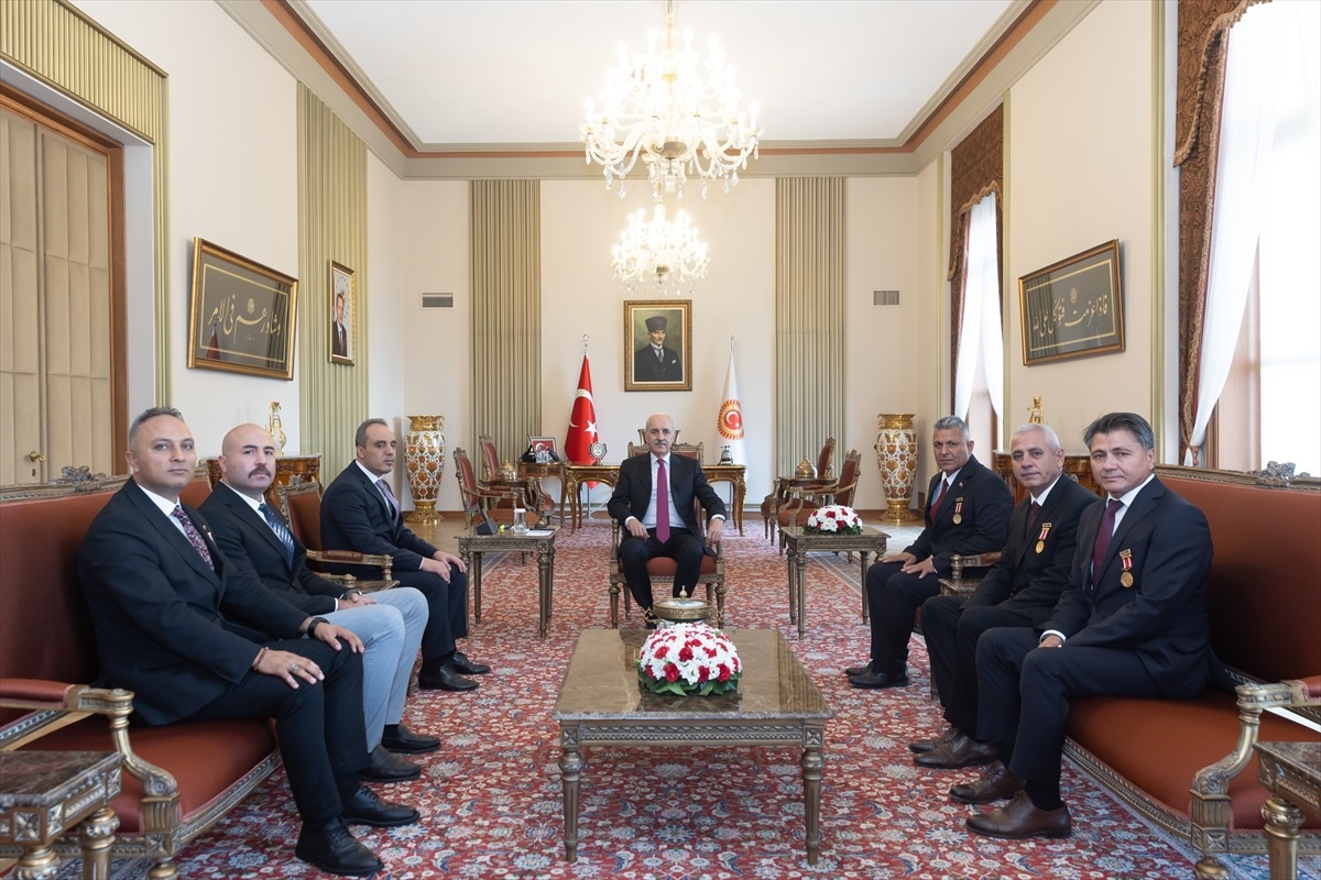 Kurtulmuş\'tan Gaziler Günü Ziyareti