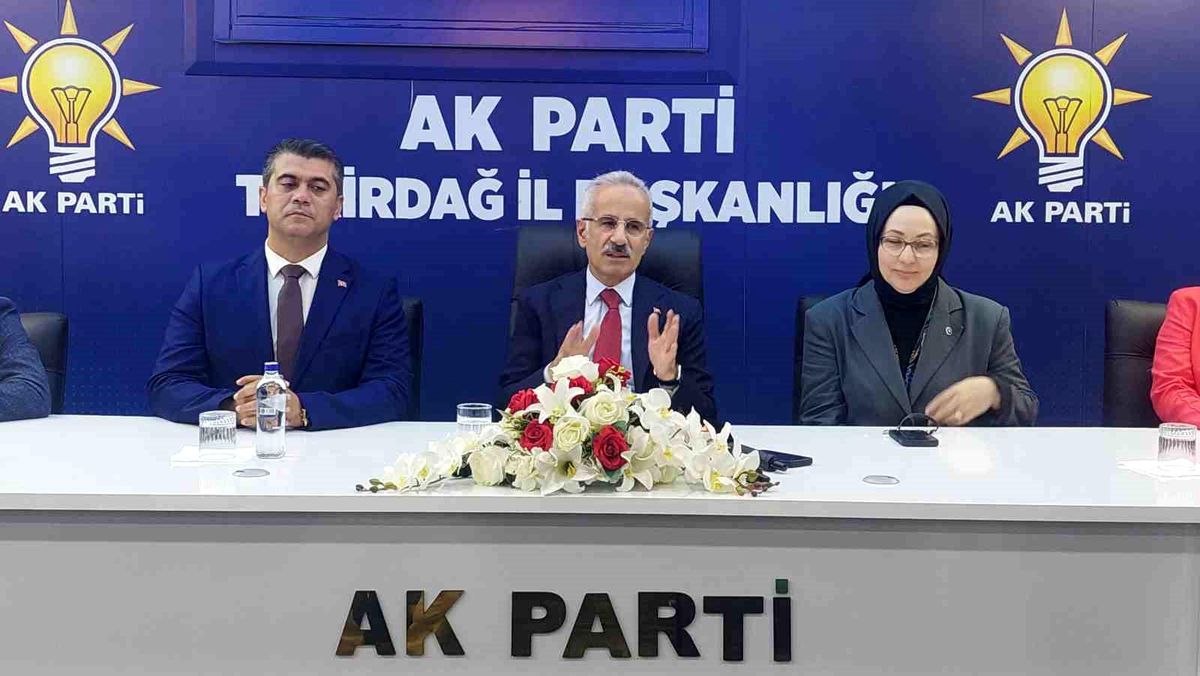 Bakan Uraloğlu: Son 22 Yılda Ulaştırma ve Haberleşmeye 280 Milyar Dolar Yatırım Yapıldı