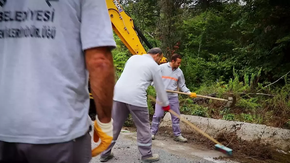 Beykoz\'da Yağmur Suyu Altyapı Çalışmaları Hız Kazandı