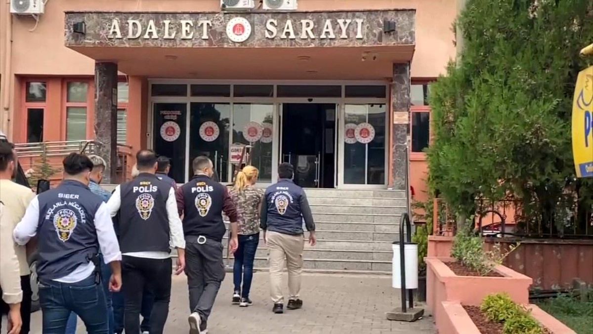 Borsada Dolandırıcılık Operasyonu