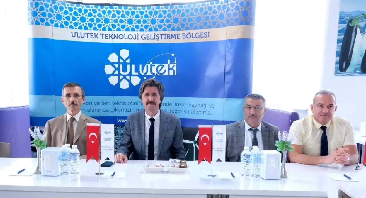 BUÜ Rektörü ULUTEK\'te Firmalarla Kahvaltıda Buluştu