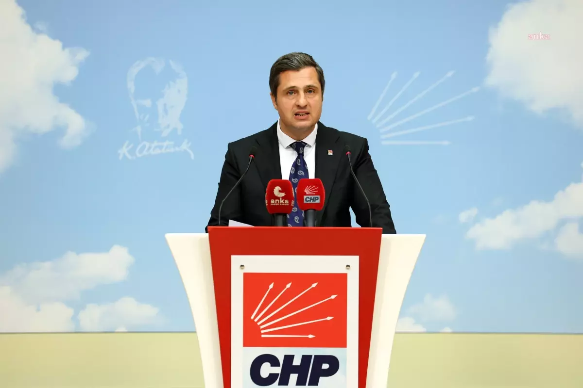 CHP\'den Bakan Tekin\'e Okul Temizliği Eleştirisi