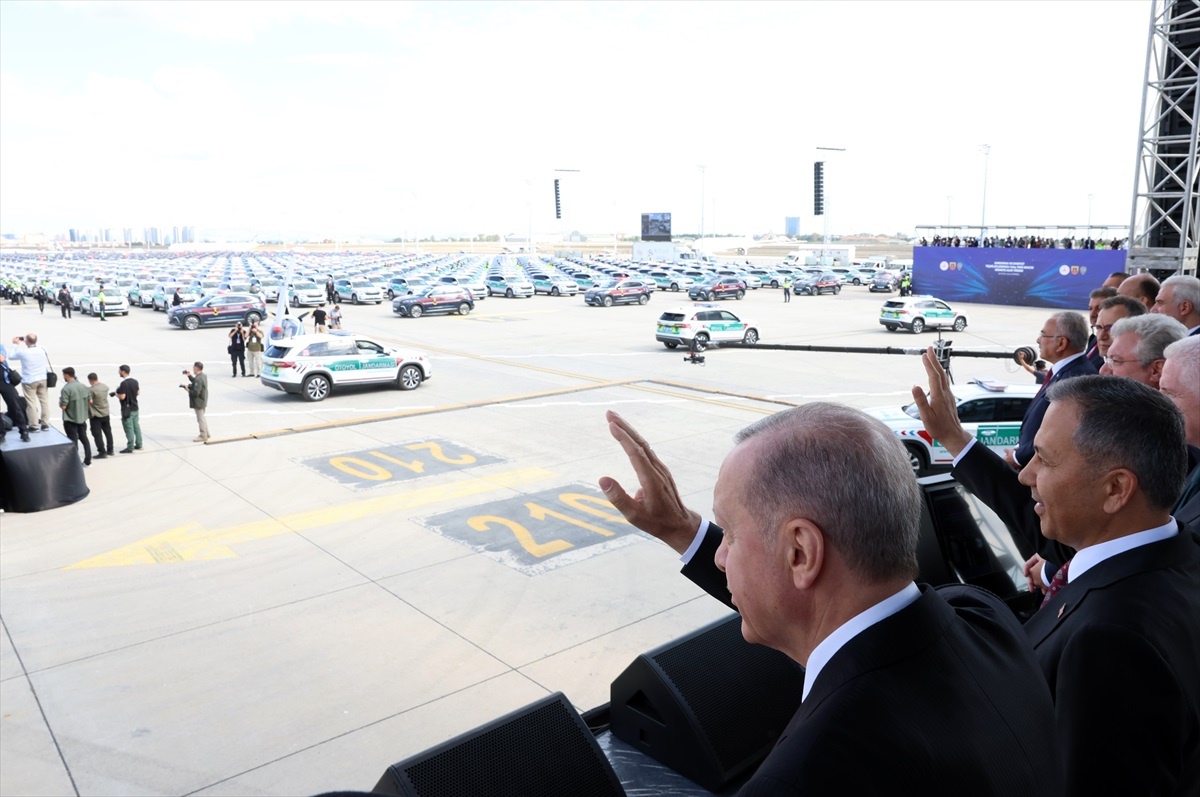 Erdoğan: 2024 Yılında 35 Bin 500 Terör Operasyonu Gerçekleştirildi