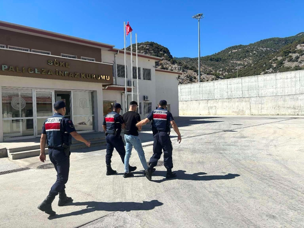 Kuşadası\'nda Aranan Hükümlü Yakalandı