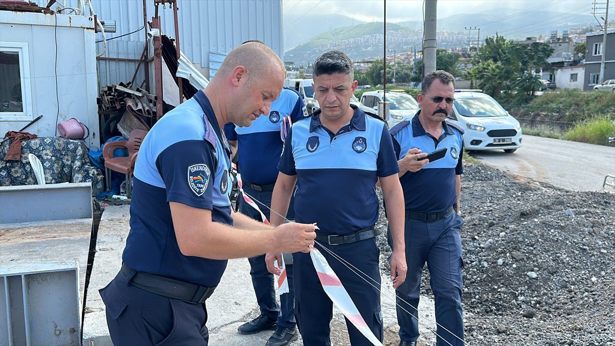 İskenderun\'da Hurdacılara Operasyon