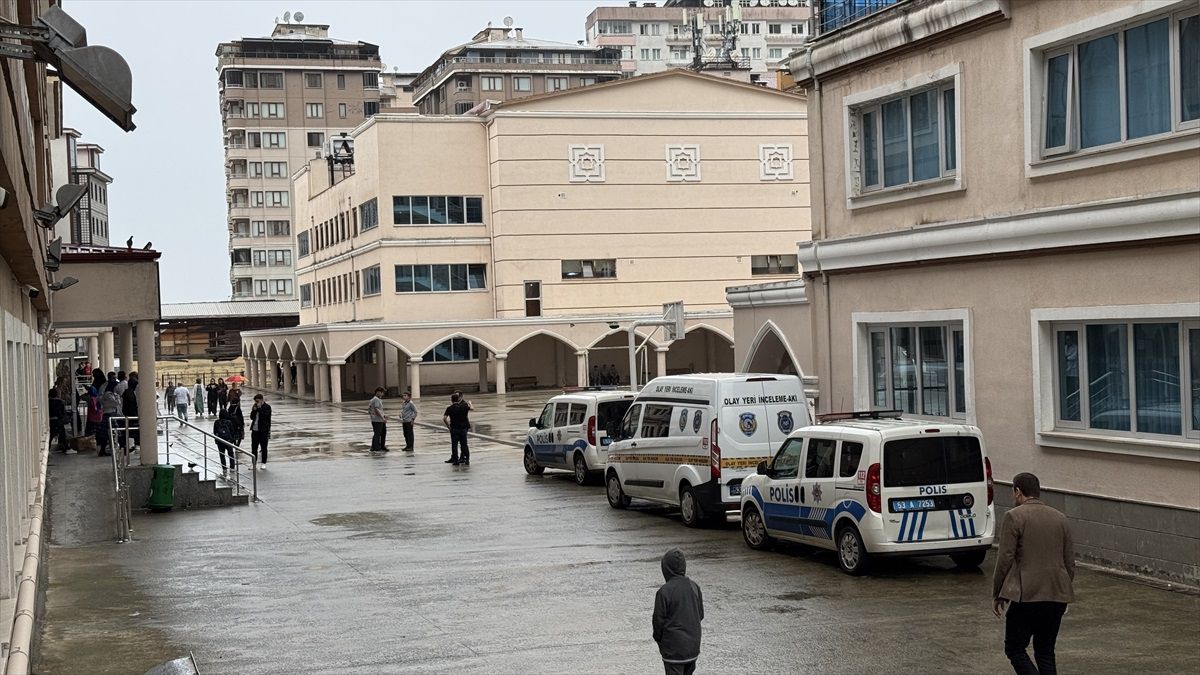 Rize\'de 8. Sınıf Öğrencisi Merdiven Boşluğuna Düştü, Hayatını Kaybetti