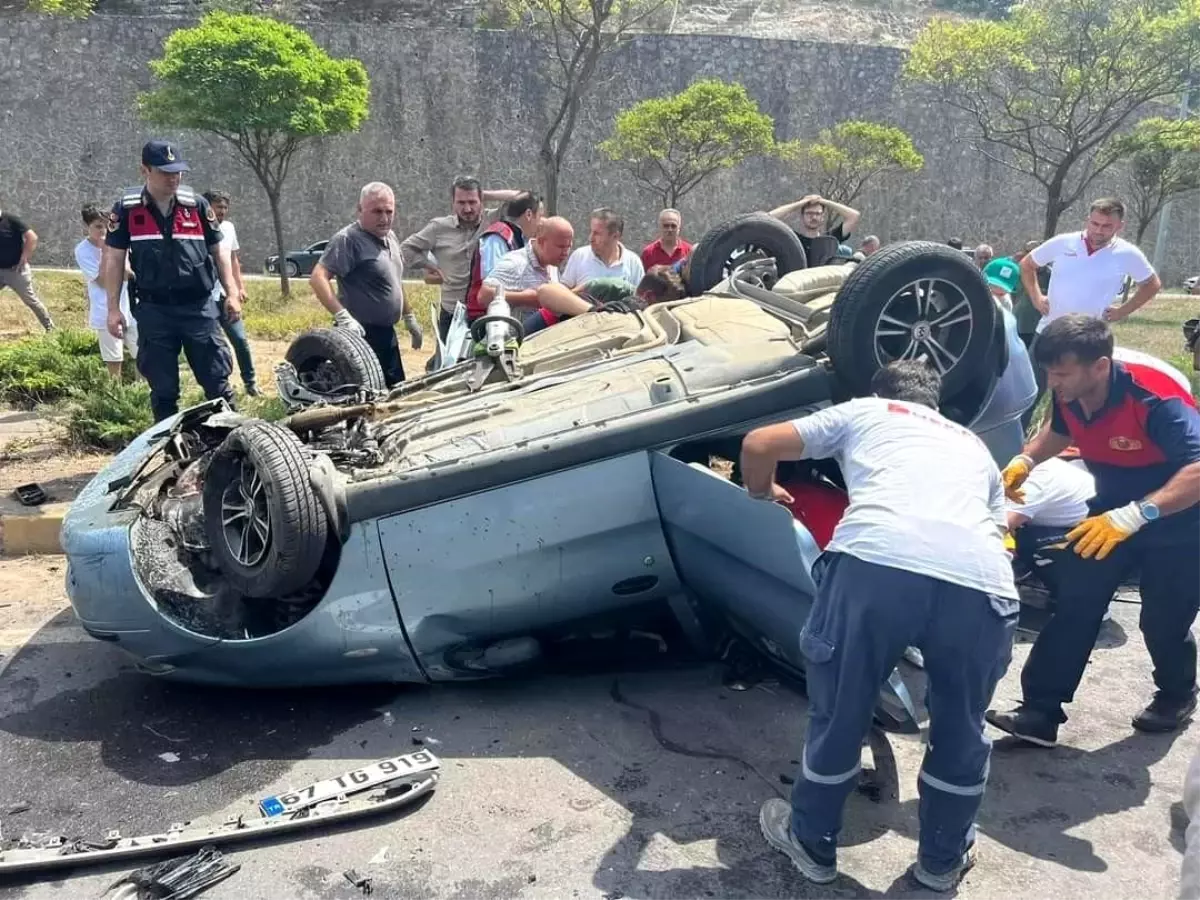 Trafik Kazasında Hayatını Kaybeden Kadın