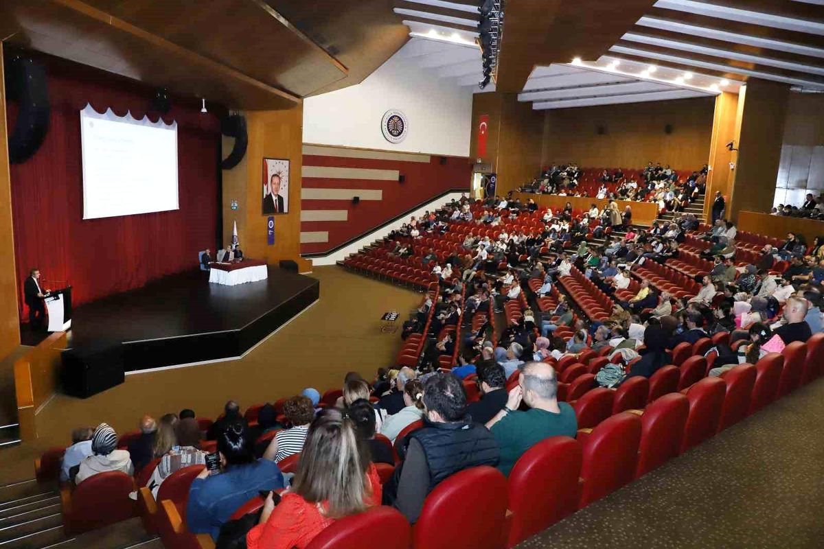 Atatürk Üniversitesinde Danışman Toplantısı