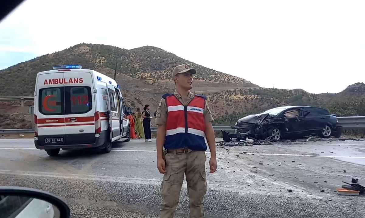 Bitlis-Siirt Yolunda Zincirleme Kaza: 8 Yaralı