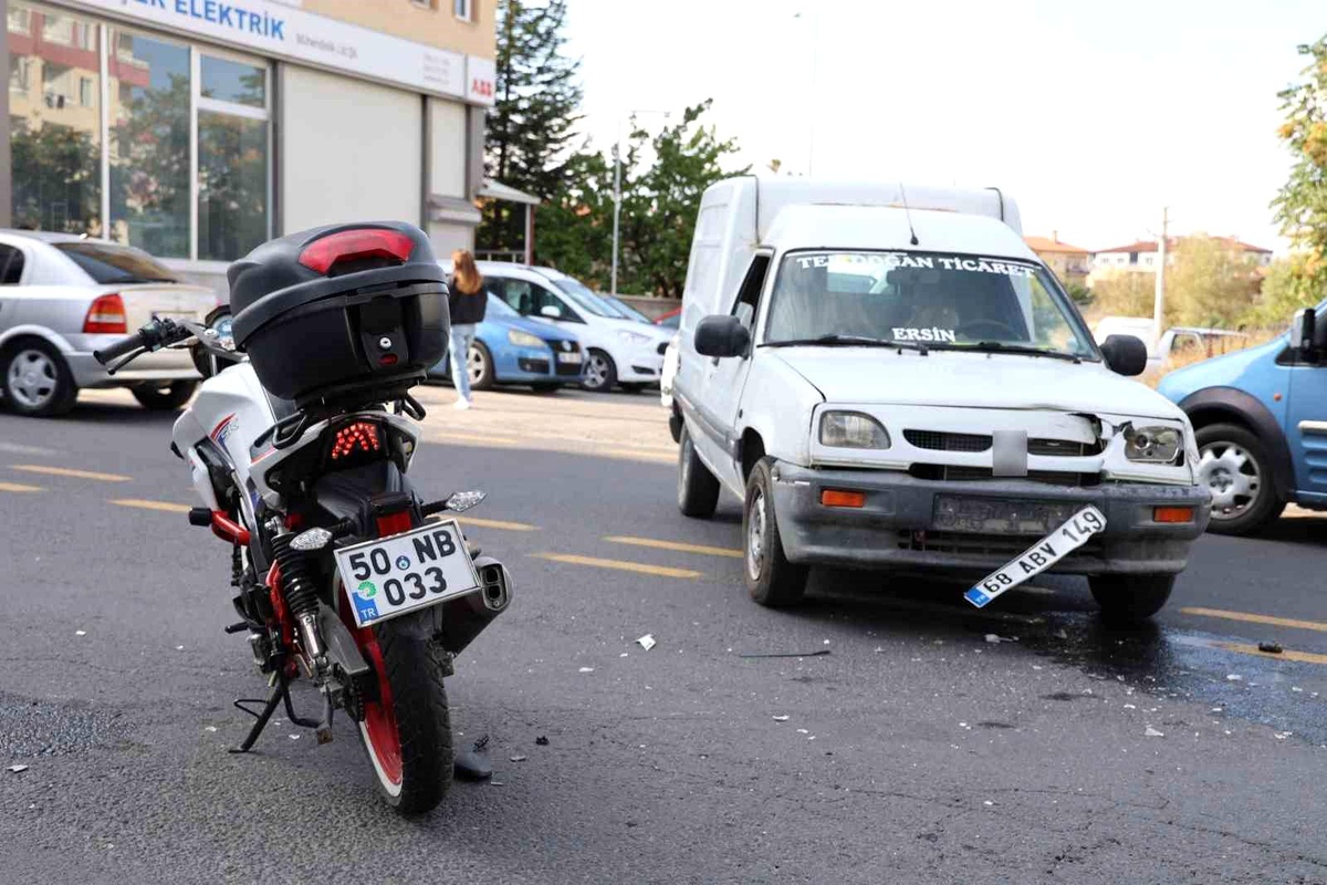 Nevşehir\'de Trafik Kazası: 3 Yaralı