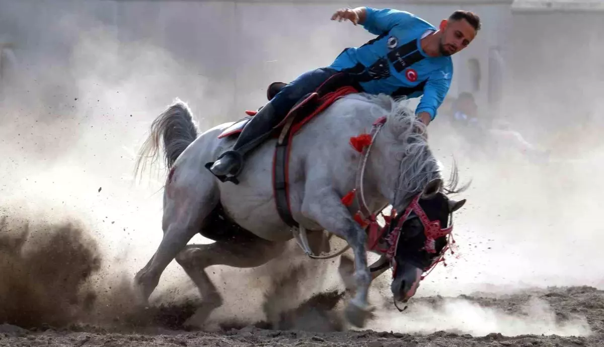 Erzurum\'da Cirit Müsabakaları Heyecan Dolu