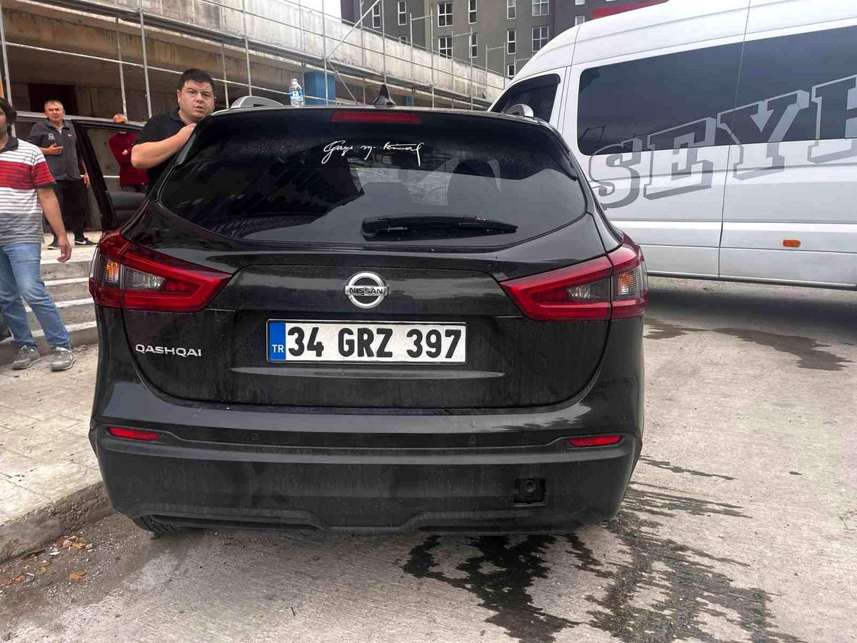 Esenyurt\'ta Engelli Kadına Araç Çarptı