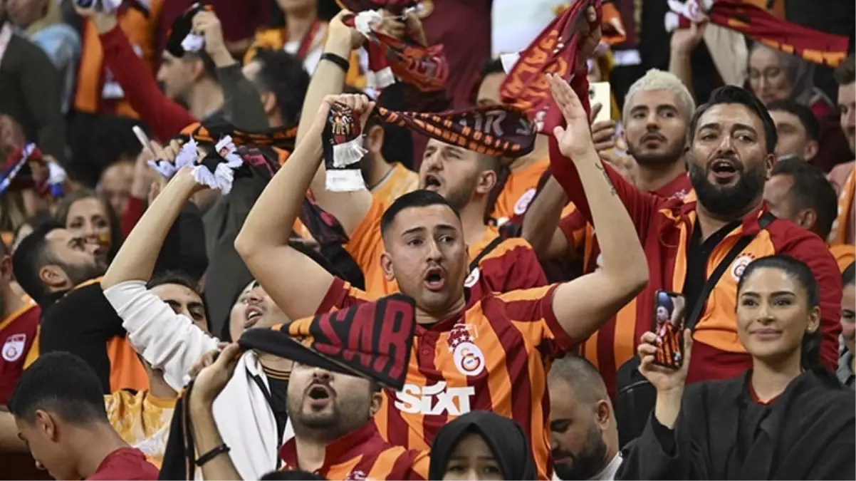 Galatasaray\'dan derbi öncesi açıklama: Yeneceğiz ve döneceğiz