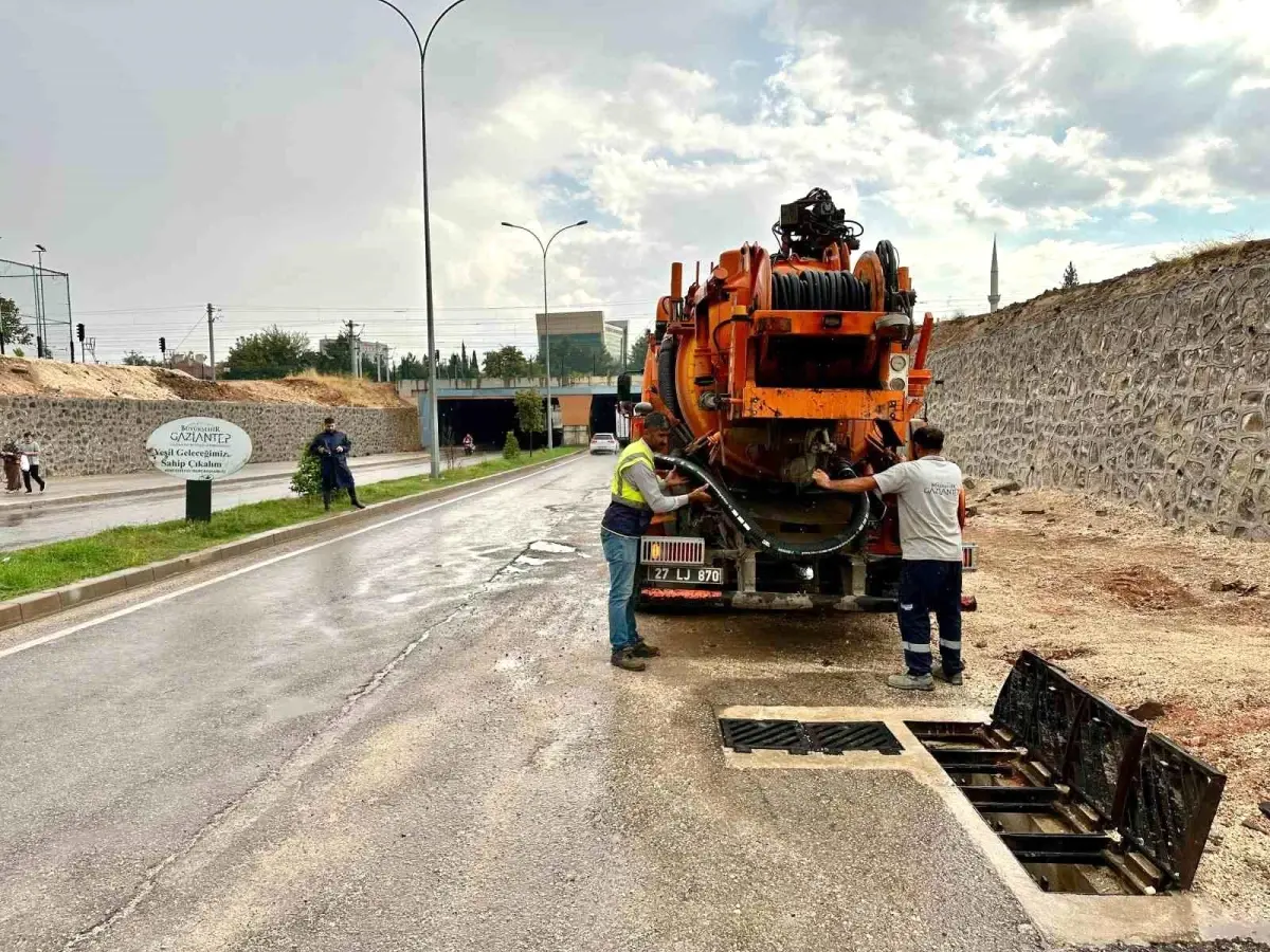 Gaziantep\'te Kuvvetli Yağış Uyarısı: Belediyeden Önlemler