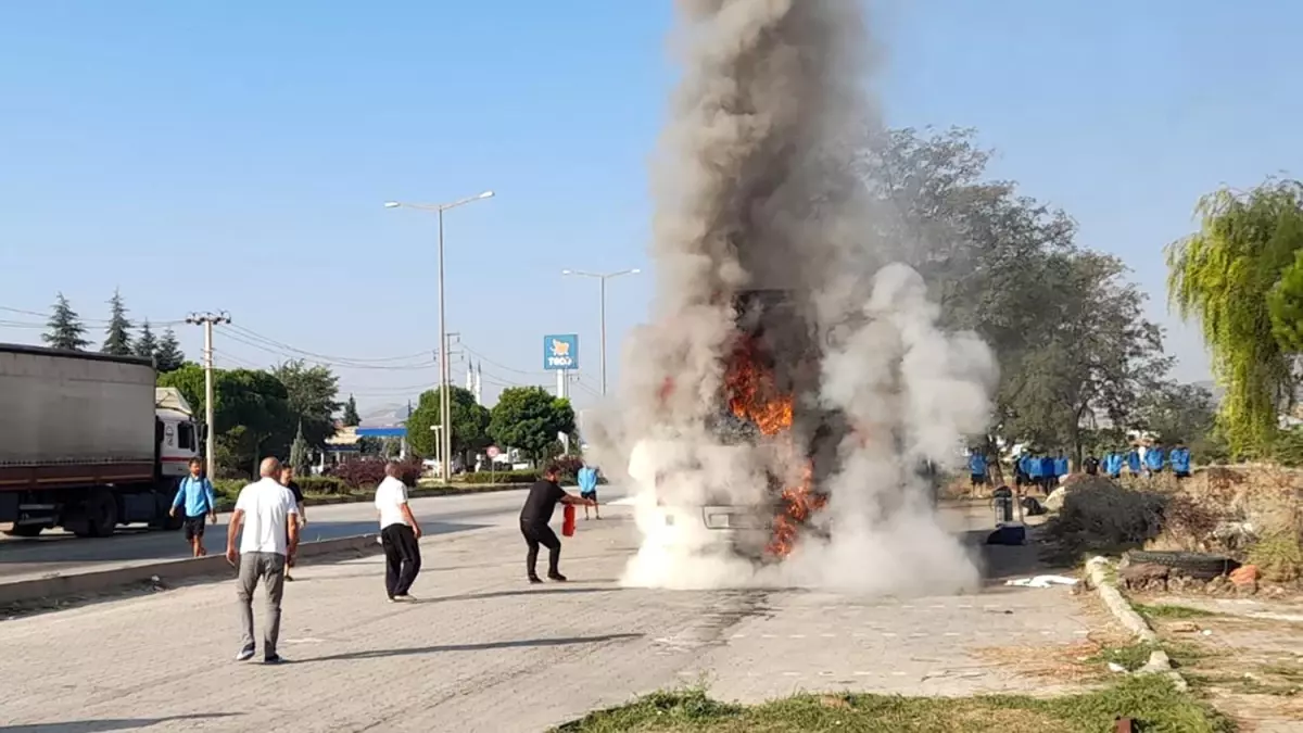 Harput FK\'nın Takım Otobüsü Yangın Çıkardı