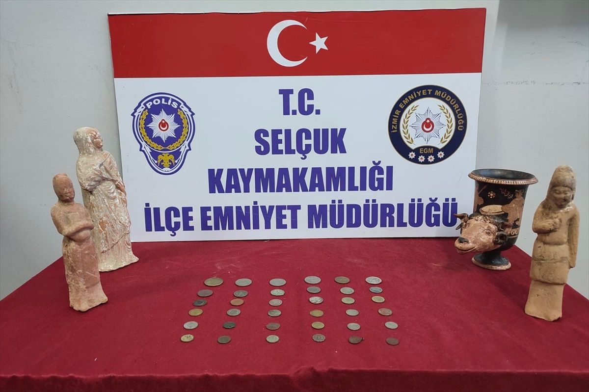 Selçuk\'ta Tarihi Eser Operasyonu
