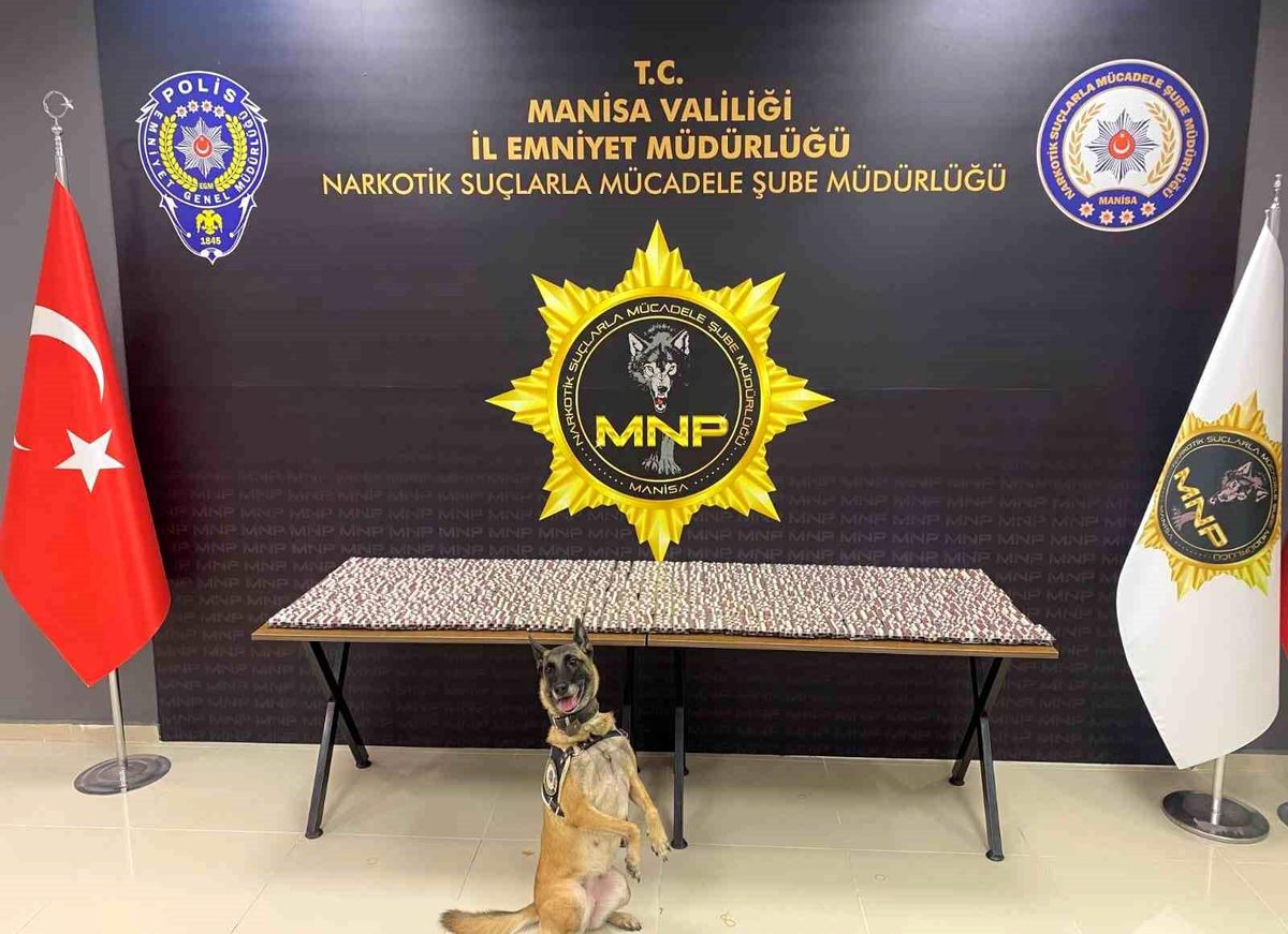 Manisa\'da Uyuşturucu Operasyonu: 27 Gözaltı