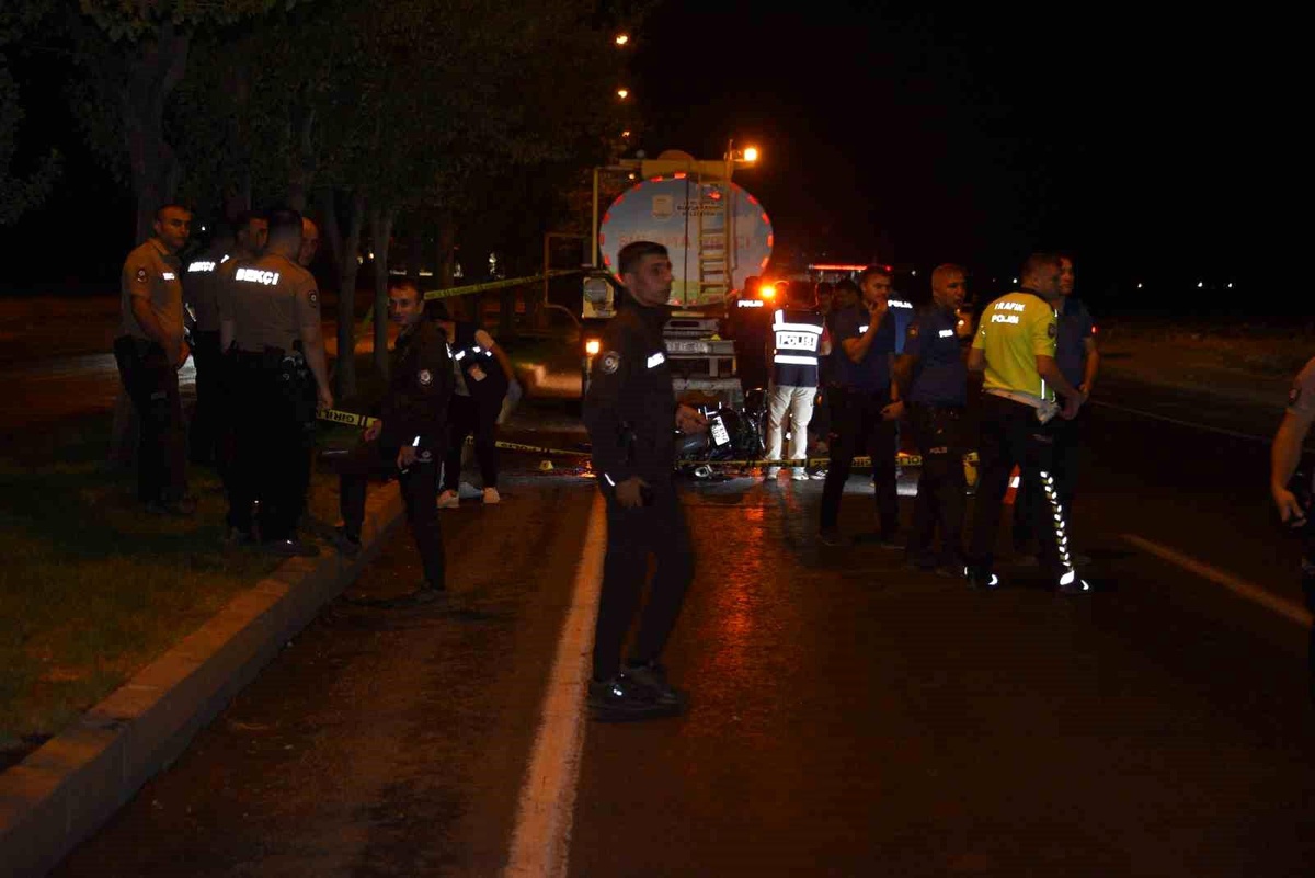 Siverek\'te Motosiklet Kazasında İki Ölü