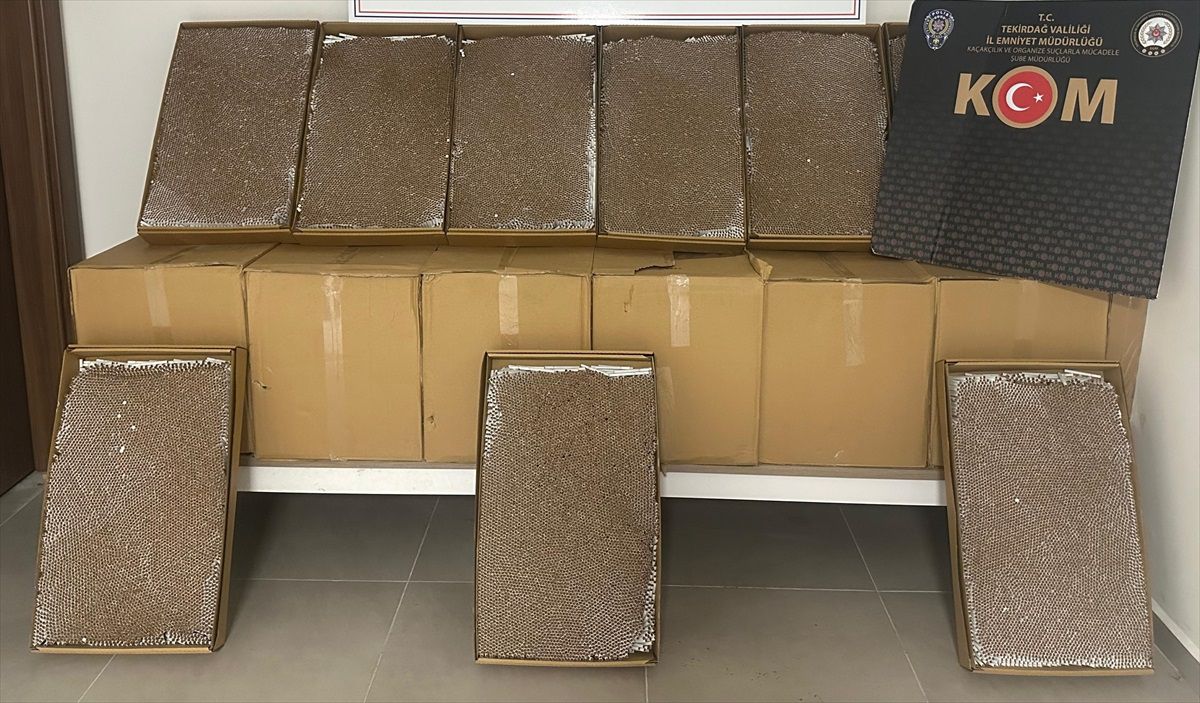 Tekirdağ\'da 200 Bin Makaron Ele Geçirildi