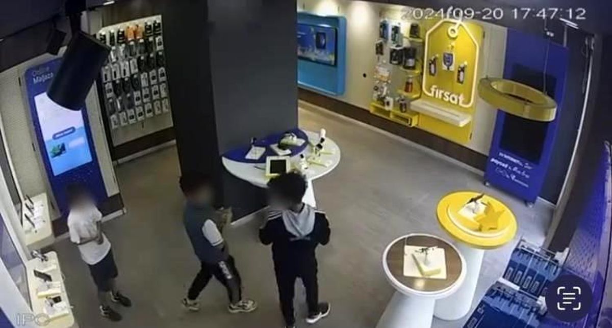 Bursa\'da 195 Bin Liralık Telefon Hırsızlığı
