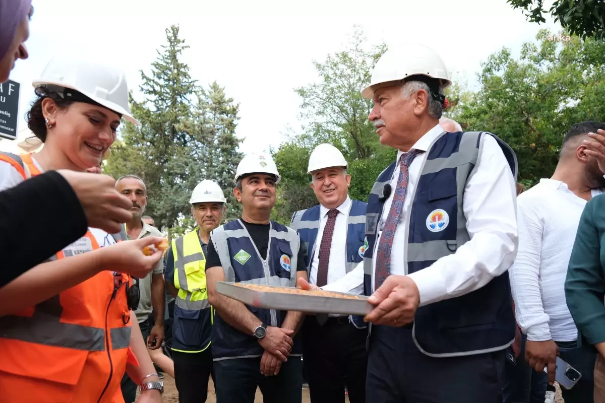 Adana\'da Tarihi İçme Suyu Projesi: Asbestli Borular Değiştiriliyor