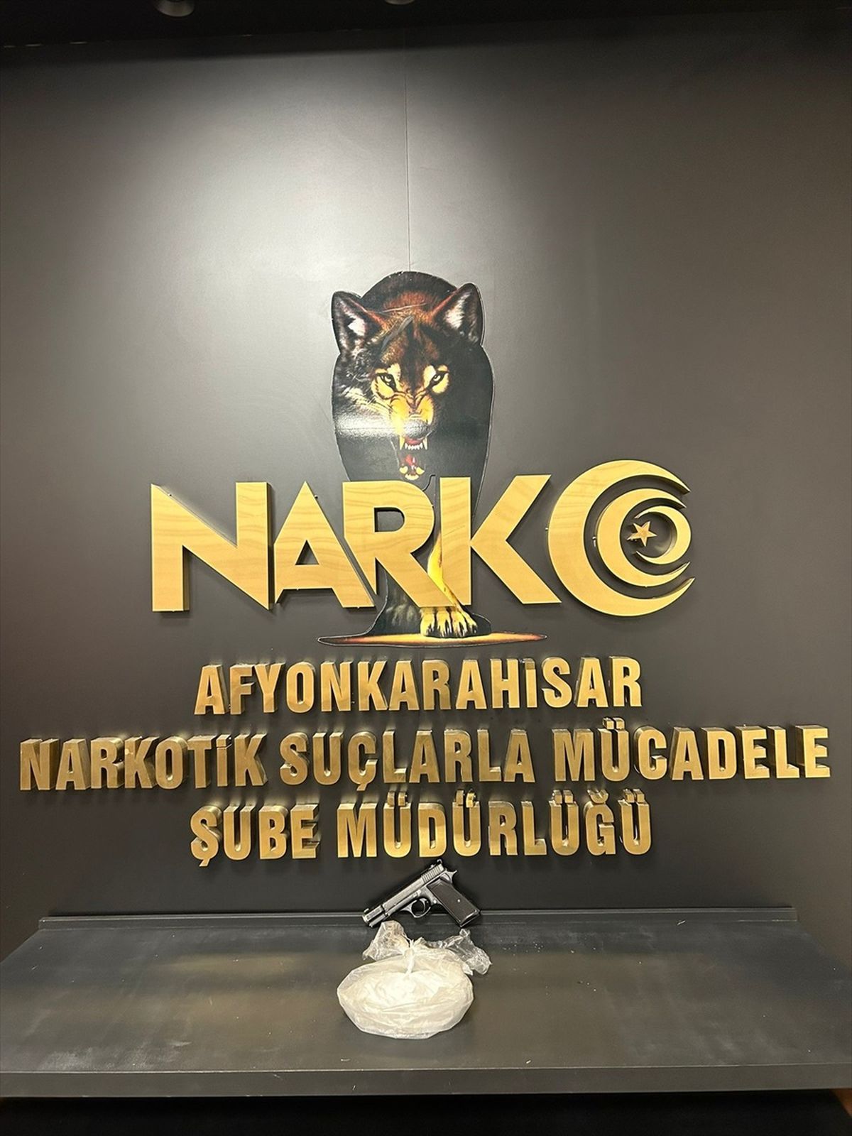 Dinar ve Çay\'da Uyuşturucu Operasyonu: 9 Tutuklama