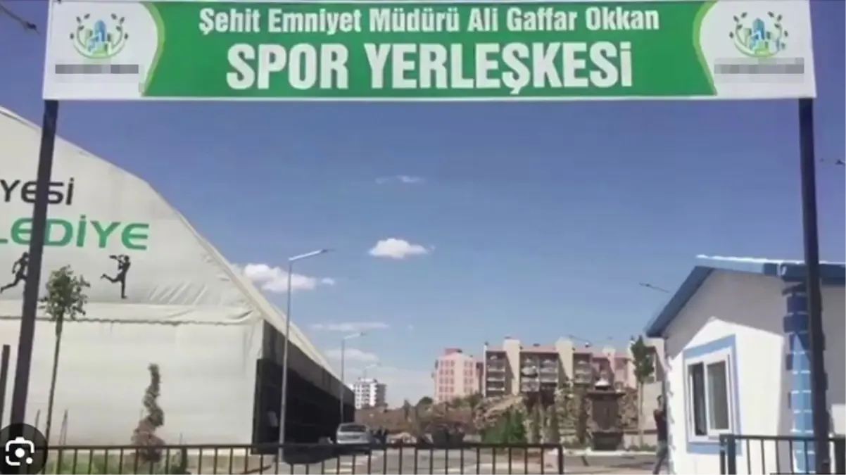 Diyarbakır\'da Kayapınar Belediyesi\'nden skandal karar! Gaffar Okkan\'ın ismini tabeladan sildiler