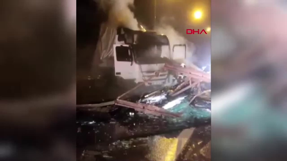 Gaziantep\'te TIR yangını: Sürücü yaralı
