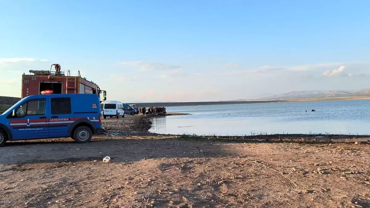 Hatay\'da gölette boğulan baba ve 4 çocuğunun cansız bedenleri bulundu