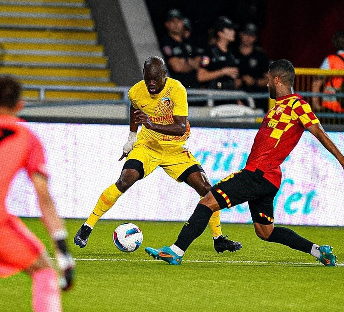 Göztepe ve Kayserispor 17. Randevuda!