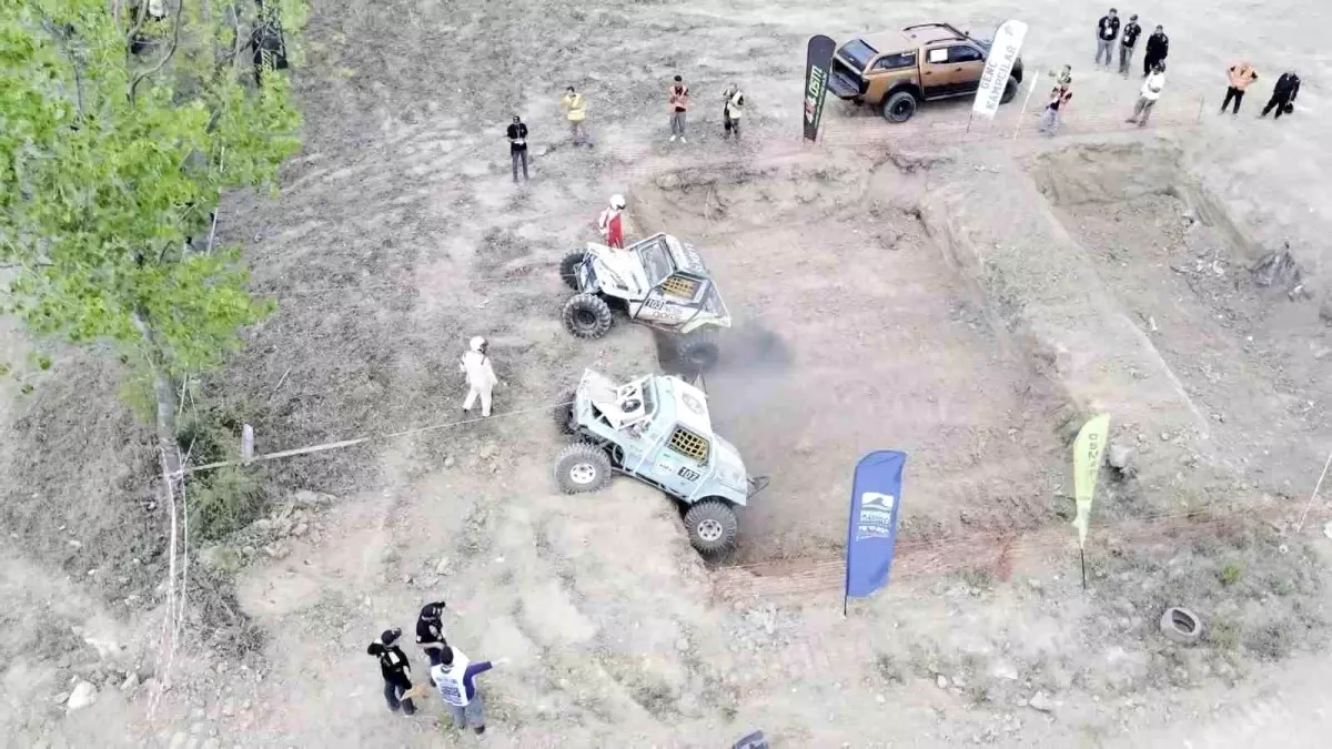 Pendik\'te 2024 Extreme Kupası Off-Road Yarışları Heyecan Dolu Anlara Sahne Oldu