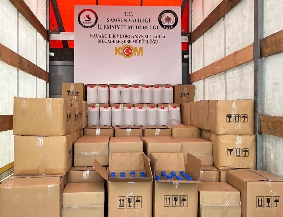 Samsun\'da Kaçak Alkol Operasyonu