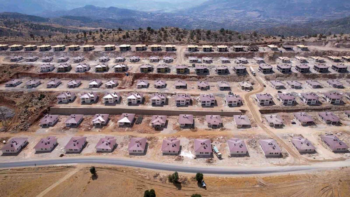 Adıyaman\'da 10.600 Köy Evi İnşaatı Başladı