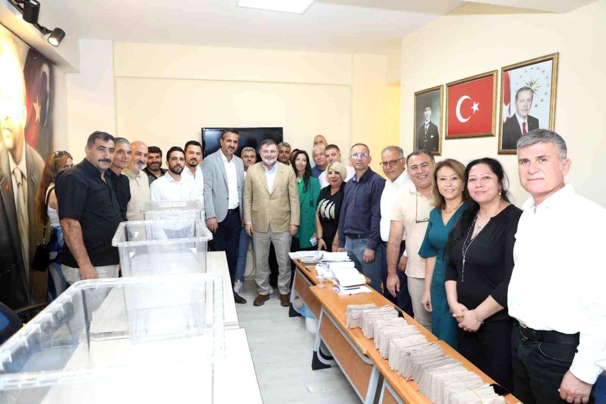 AK Parti İzmir\'de Delege Seçimleri Tamamlandı
