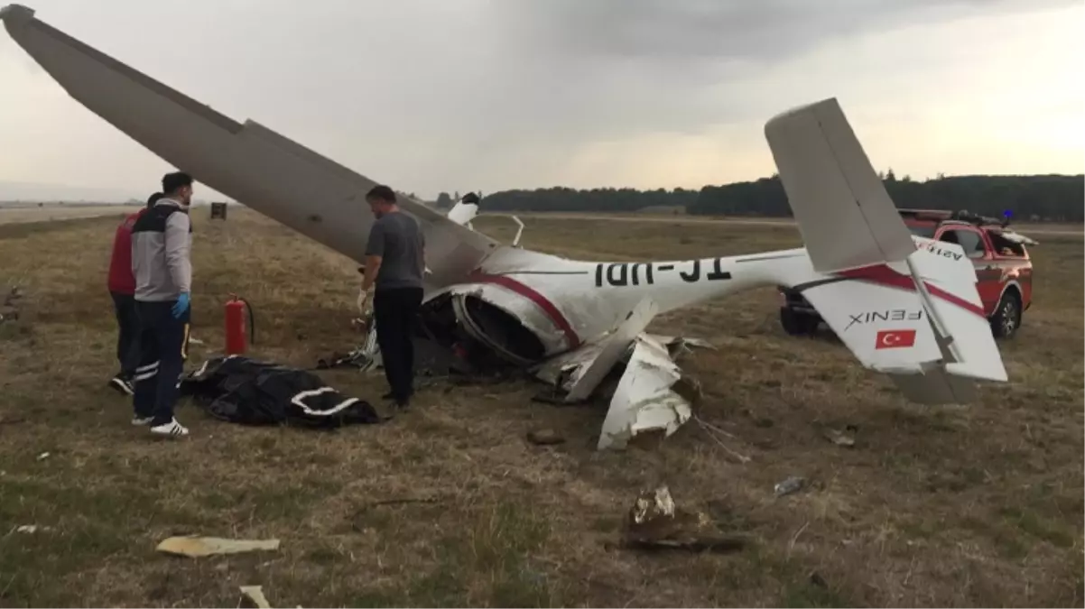 Bursa\'da eğitim uçağı düştü! 2 pilot hayatını kaybetti