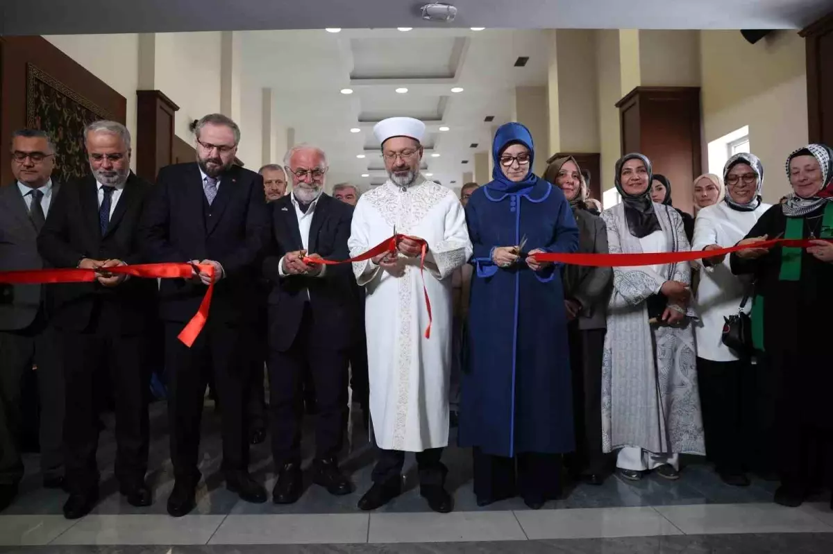 Diyanet İşleri Başkanı Erbaş: Gazze, Tüm İnsanlık İçin Bir Vicdan Meselesidir