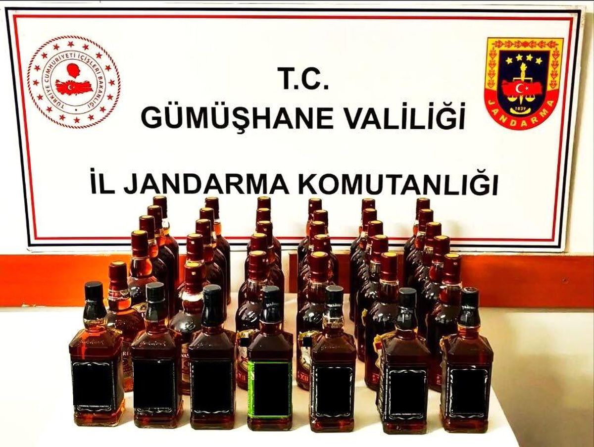 Gümüşhane\'de Bandrolsüz Kaçak Alkol Operasyonu