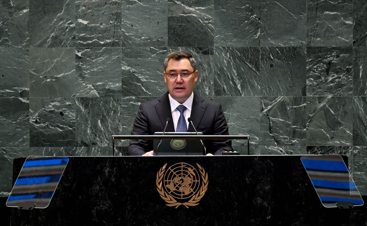 Caparov: Gelecek Zirvesi Eşsiz Bir Platform