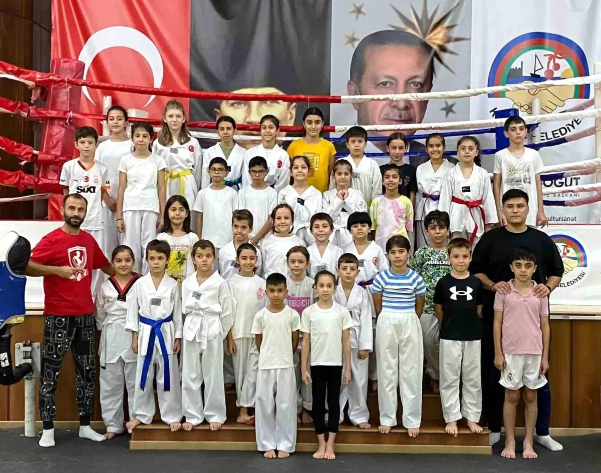 Körfez\'de Ücretsiz Taekwondo Kurslarına Yoğun İlgi