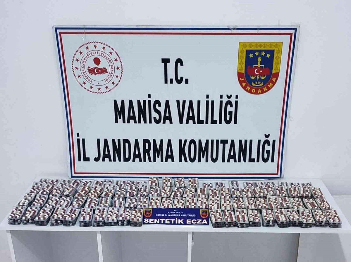 Manisa\'da Uyuşturucu Operasyonu: 7 Bin Hap Ele Geçirildi