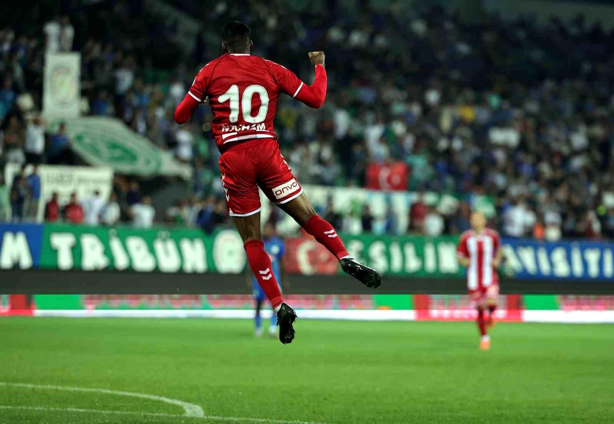 Samsunspor Deplasmanda Fırtına Gibi!