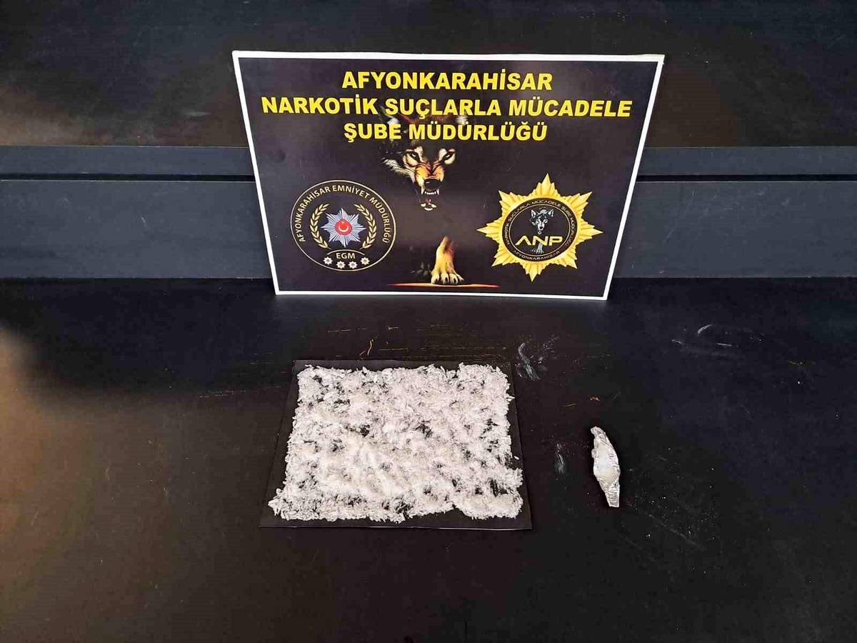 Afyonkarahisar\'da Uyuşturucu Operasyonu