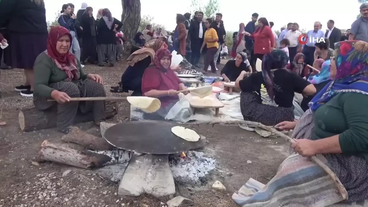 400 Yıllık Yörük Köyü\'nde İlk Gastronomi Şenliği Düzenlendi