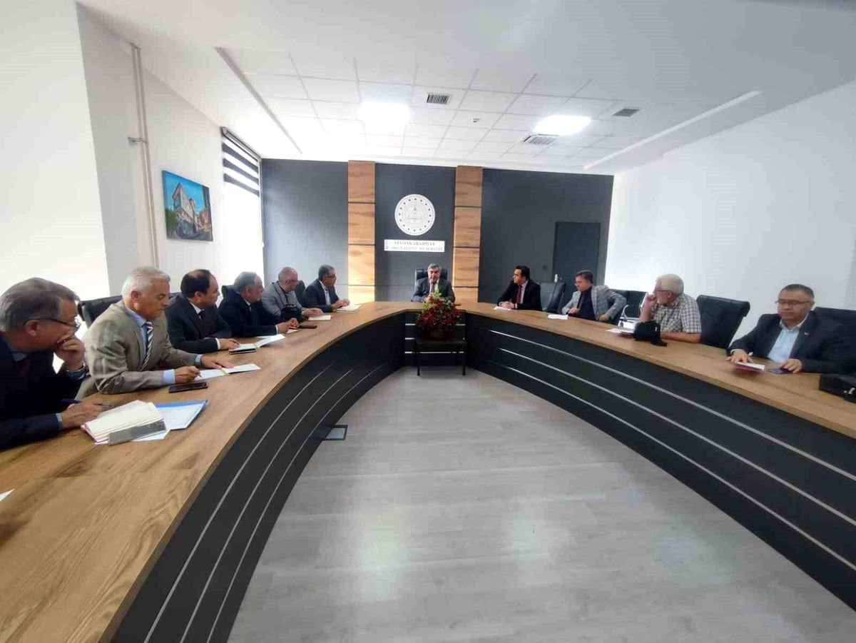 Ortaöğretim Müdürleri Toplandı