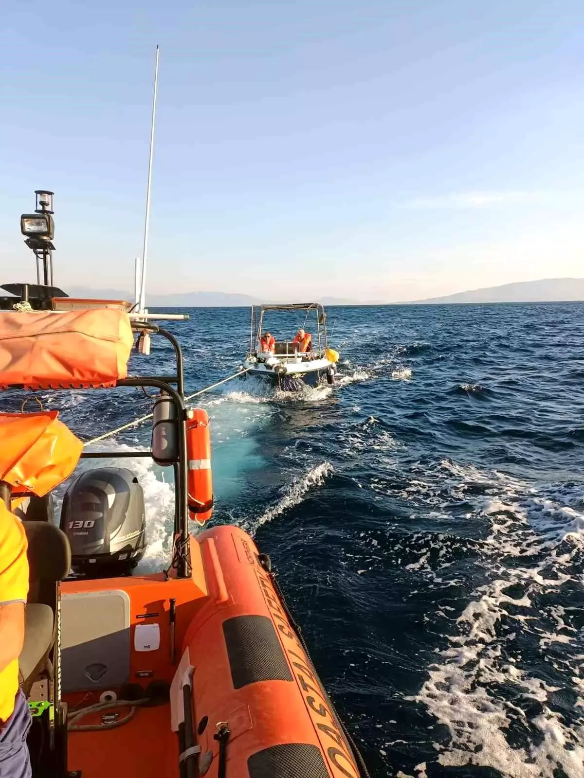 Bodrum\'da Sürüklenen Tekneye Kurtarma