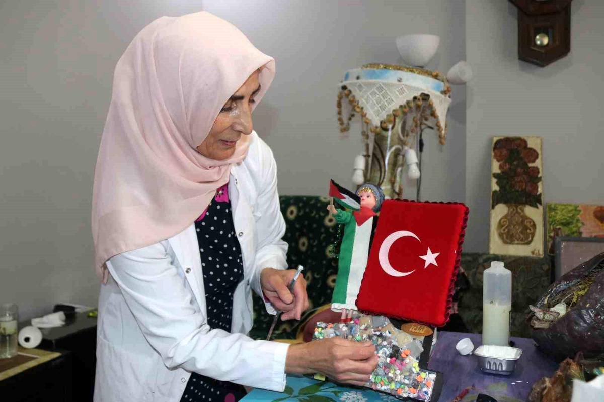 Atık Malzeme Sanatı: İclal Macit