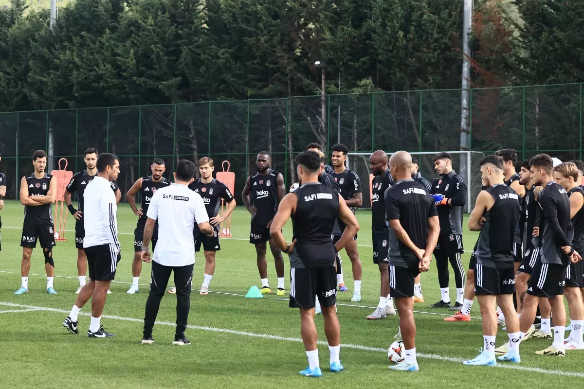 Beşiktaş Ajax Maçına Hazırlanıyor