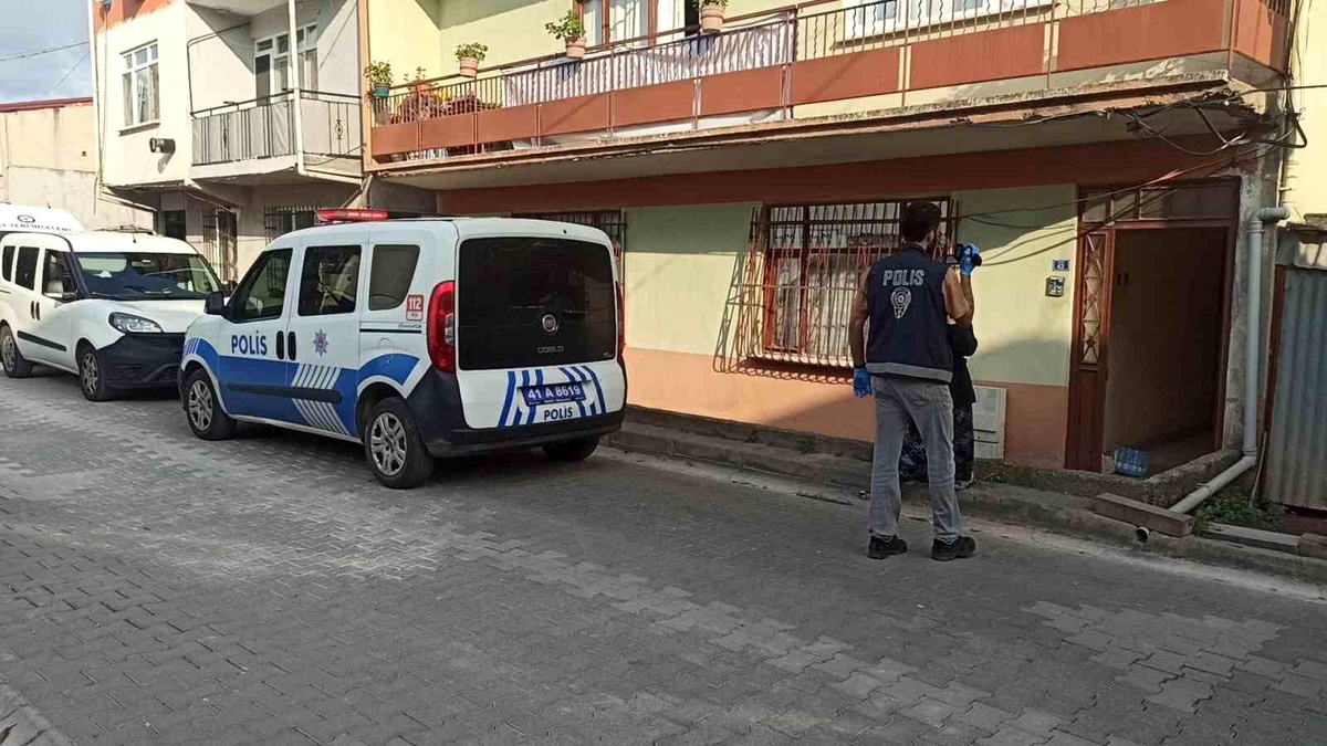 Kocaeli\'de Eniştesini Öldüren Sanığa Müebbet İstendi