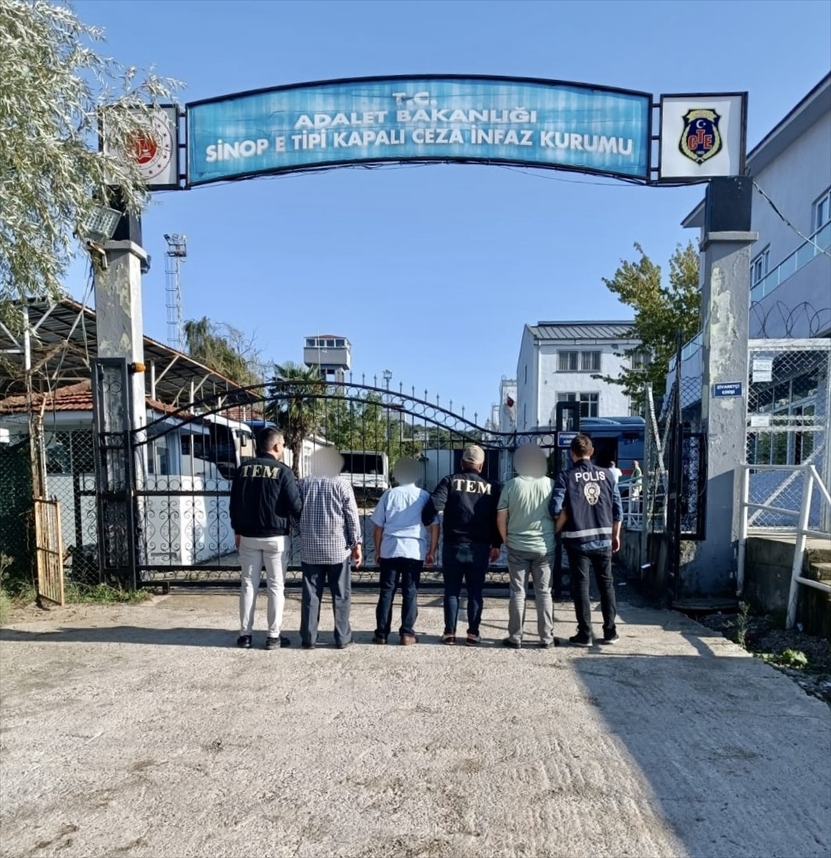Sinop\'ta FETÖ Operasyonu: 3 Kişi Yakalandı